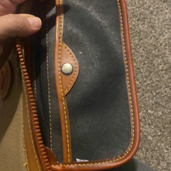 Dooney and Bourke Vintage Leather Purse - Picture 8 of 11